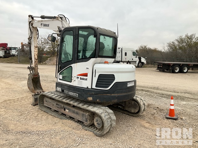 EXCAVADORA 2017 BOBCAT E85