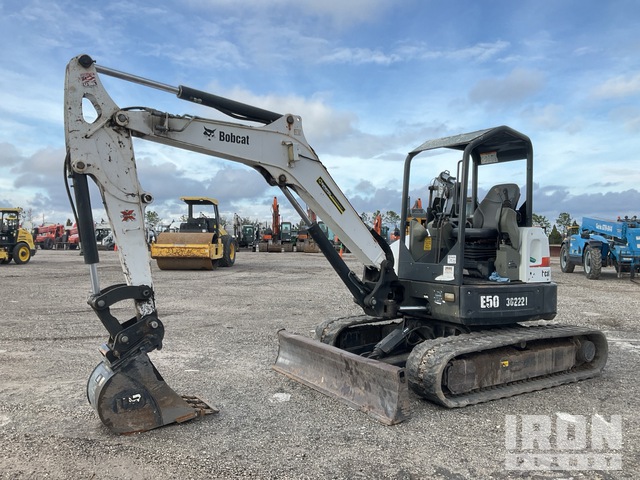 EXCAVADORA 2018 BOBCAT E50