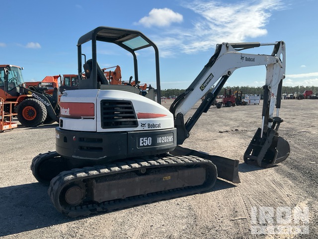 EXCAVADORA 2017 BOBCAT E50