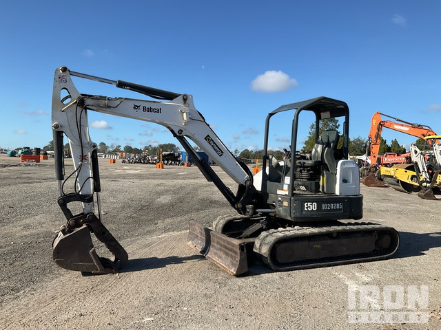 EXCAVADORA 2017 BOBCAT E50