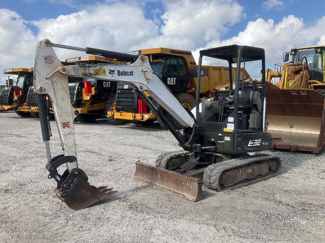 2018 Bobcat E32i Mini Excavator