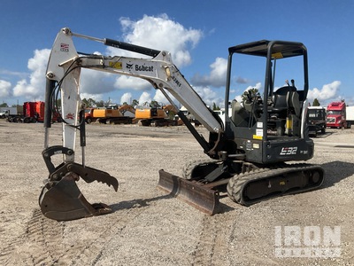 2018 Bobcat E32i を見 Mini Excavator