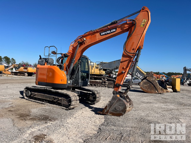 EXCAVADORA 2017 DOOSAN DX140LCR5