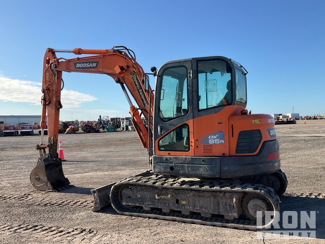 EXCAVADORA 2018 DOOSAN DX85R3