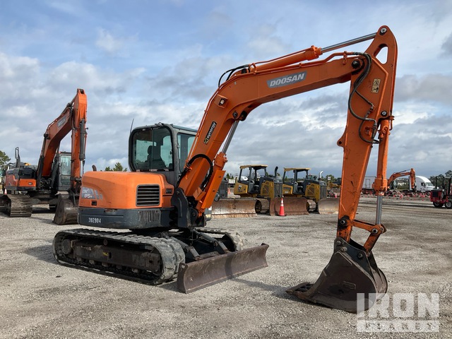 EXCAVADORA 2018 DOOSAN DX85R3