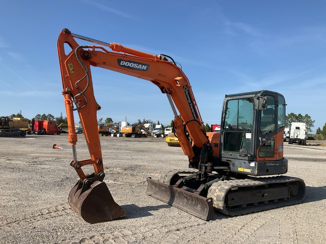2018 (unverified) Doosan DX85R-3 Mini Excavator
