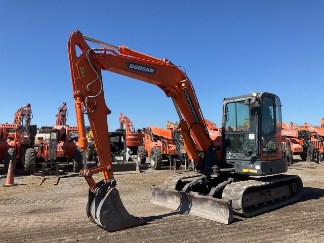 2018 Doosan DX85R-3 Mini Excavator