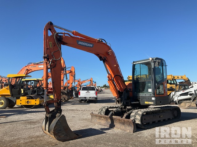 EXCAVADORA 2018 DOOSAN DX85R3