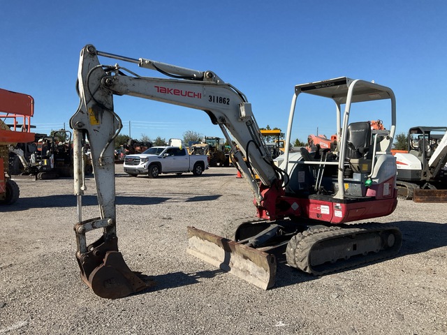 2018 Takeuchi TB240 Mini Excavator