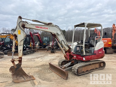 2017 Takeuchi TB240 Mini Excavadora