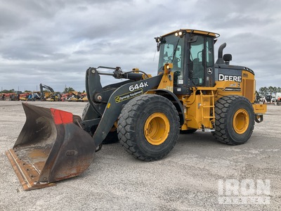 2019 John Deere 644 K Pala gommata