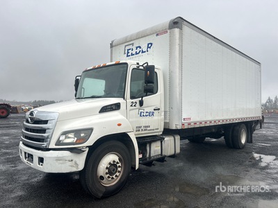 2015 Hino 258 4x2 Van Truck