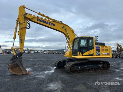 2022 Komatsu PC210LCI-11 Tracked Excavator
