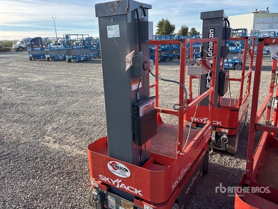 2016 Skyjack SJ12 ブームリフト