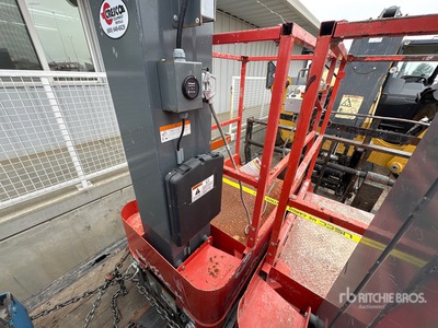 2016 Skyjack SJ12 Ascenseur à mât vertical