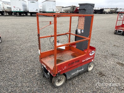 2016 Skyjack SJ12 Elevador vertical