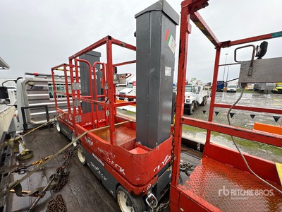 2016 Skyjack SJ12 Elevador vertical