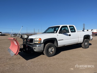 2007 GMC Sierra 2500HD 4x4 Extended Cab Pickup