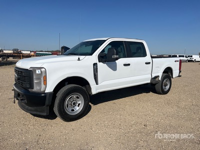 2023 Ford F-350 XL 4x4 Crew Cab Pickup