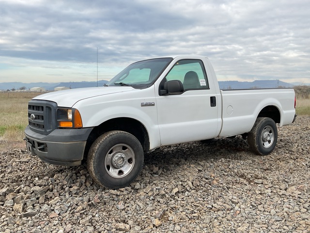 2007 Ford F-250 XL 4x4 Pickup 2007 Ford F-250 XL 4x4 Pickup