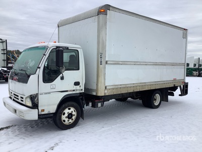 2007 GMC W4500 4x2 Furgoneta caja cerrada