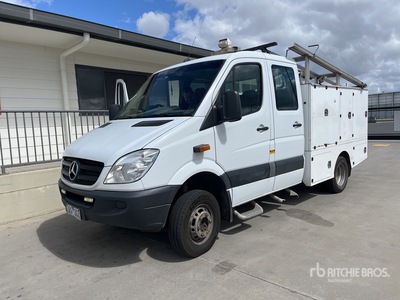 Mercedes-Benz Camion de servicios