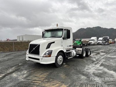 2007 Volvo VNL 6x4 T/A Day Cab Truck Tractor