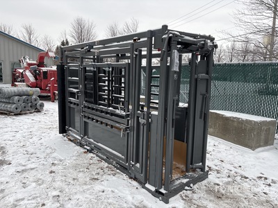 2025 BYT CC003 12 ft 6 in Upgraded Stockman Squeeze Chute (Unused)