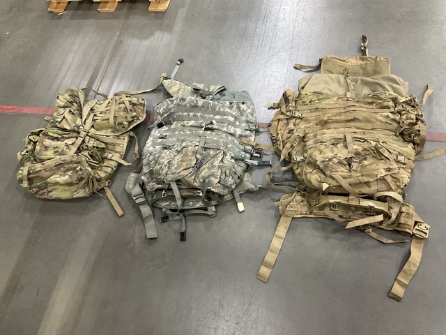 (32) MOLLE 4000 Rucksacks & (35) Large Field Pack Rucksacks