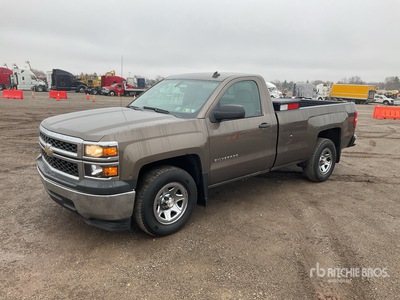 2014 Chevrolet Silverado 1500 4x2 Pickup