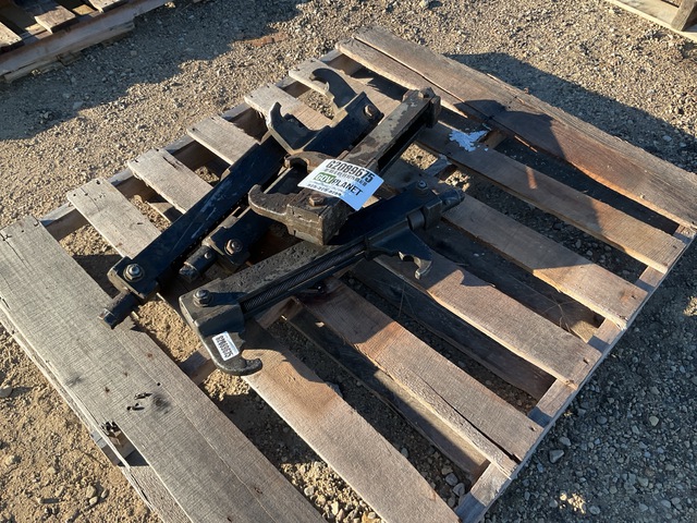 (4) Full Tracked Vehicle Track Connecting Fixtures