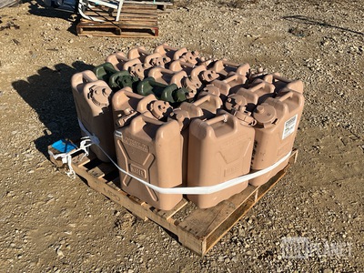 (17) Plastic Water Cans