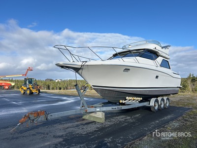 1996 Bayliner 34 ft Barco de cabina Cuddy
