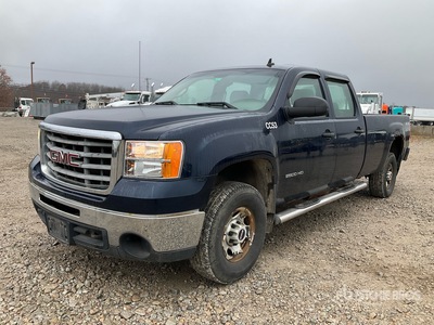 2008 GMC Sierra 2500HD 4x4 Crew Cab Pickup