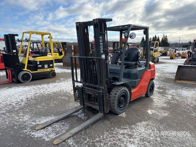2015 Toyota 8FGU25 3750 lb Forklift