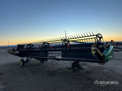 John Deere 430D Combine Header