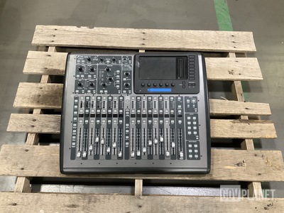 Behringer X32 Compact Digital Mixer
