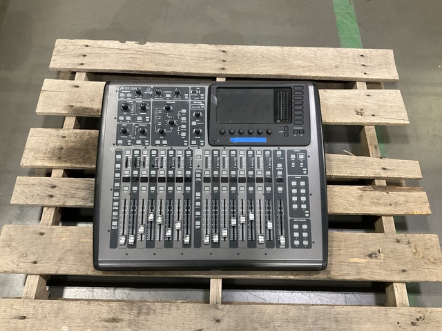 Behringer X32 Compact Digital Mixer