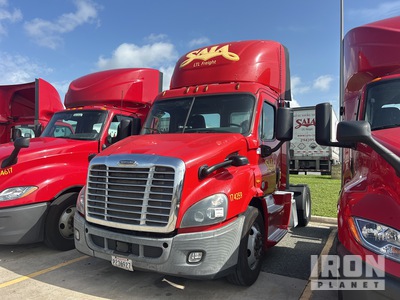 2017 Freightliner Cascadia 113 4x2 T/A Sleeper Truck Tractor (Inoperable)