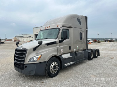 2020 Freightliner Cascadia 126 6x4 T/A Sleeper Truck Tractor