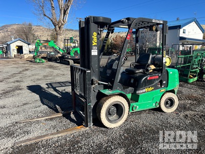 2017 Yale GTP060VX 3800 lb Pneumatic Tire Forklift