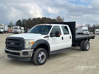 2015 Ford F-550 4x2 Crew Cab Flatbed Truck