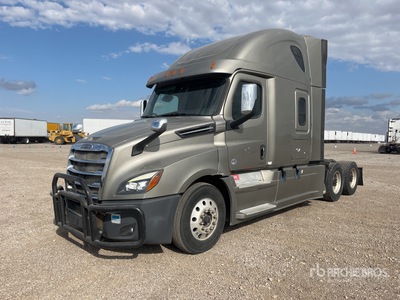 2019 Freightliner Cascadia 125 6x4 T/A Sleeper Truck Tractor