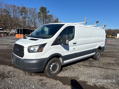 2015 Ford Transit 250 فان نقل