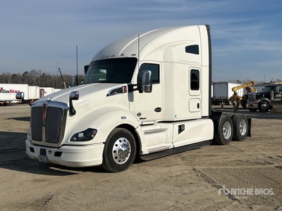 2021 Kenworth T680 6x4 Cabeza Tractora Cabina Dormitorio