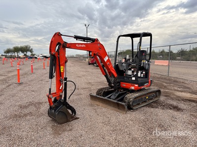 Kubota U27-4 Mini Excavadora