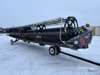 2020 MacDon FD135 35 ft Flex Draper Combine Header