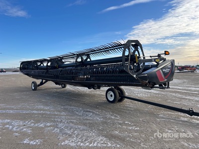 2020 MacDon FD1 35 ft Flex Draper رأس الحصادة المجمعة