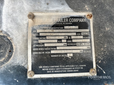 2007 Fontaine EDFT-7-8053WSAWK 53 ft T/A Spread Axle Step Deck Trailer