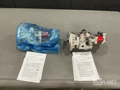 (4) Cummins 3088368 Fuel Pumps